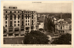 Delcampe - Chatelguyon - Place Brosson Et Avenue Baraduc - Châtel-Guyon