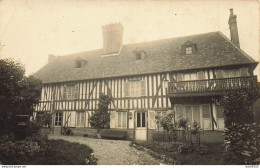 Delcampe - CARTE PHOTO NON IDENTIFIEE UNE GROSSE MAISON NORMANDE - A Identifier