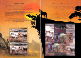 Delcampe - Indonesia 2014 Special Folder With 3 Sheets, Year Of The Horse, Mint NH, Nature - Various - Horses - New Year - Año Nuevo