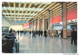 Delcampe - CD-BFP1-0724-AVIATION - Aéroport De Paris-orly - Le Hall - Aerodrome