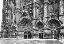 Delcampe - 18 BOURGES Cathédrale Le Portail Occidentale 43 (scan Recto Verso)KEVREN0717 - Bourges