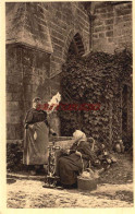 Delcampe - CPA SAINTONGE - FILEUSES  LA QUENOUILLE ET AU ROUET - Sonstige & Ohne Zuordnung
