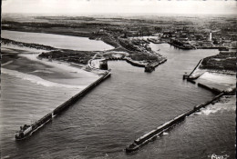 Delcampe - CPSM Calais P De C Vue Aerienne Entree Du Port - Calais