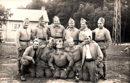 Delcampe - Fontenay Le Comte : Militaire Du 137e Ri (carte Photo) - Fontenay Le Comte