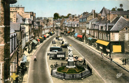 Delcampe - 50* VILLEDIEU LES POELES  Place De La Republique   (CPSM 9x14cm)        RL41,0803 - Villedieu
