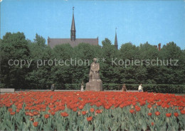 Delcampe - Riga Lettland Park Mit Denkmal - Lettland