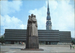 Delcampe - Riga Lettland Denkmal Mit Kirchturm - Lettland