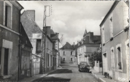 Delcampe - Cangey (Indre-et-Loire) La Route De Monteaux, Camionnette Peugeot 203 - Edition Combier - Carte CIM N° 4216 - Other & Unclassified