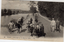 Delcampe - Vichy Promenade Sur Les Bords De L'allier - Vichy