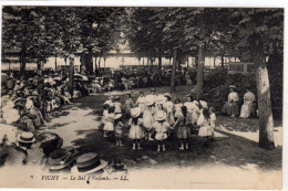 Delcampe - Vichy Le Bal D'enfants - Vichy