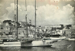 Delcampe - 06 CANNES LE PORT ET LE SUQUET - Cannes