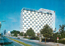 Delcampe - CPM Berlin Hilton - Hotels & Gaststätten