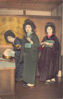 Delcampe - Japan - Three Geisha Girls - Sonstige & Ohne Zuordnung
