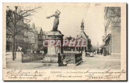 Delcampe - CPA Peronne La Grande Place - Peronne