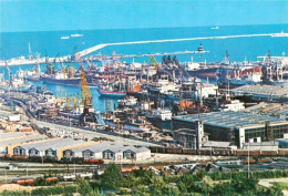 Delcampe - Constanta Konstanza RO View Of The Harbour - Rumänien