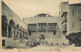 Delcampe - TUNISIE  TUNIS  LE BARDO LA COUR DES LIONS L'ESCALIER - Tunesien