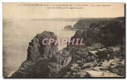 Delcampe - CPA Le Cap Frehel Lecurieux Rocher De La Fauconniere Aux Assises Regulieres Sape Sans Relache Par La Vague Ecumante - Cap Frehel