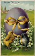Delcampe - Gaufré CPA Glückwunsch Ostern, Küken, Osterei Mit Schleife, Maiglöckchen - Ostern