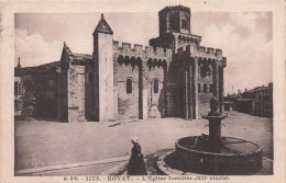 Delcampe - 63 ROYAT L EGLISE FORTIFIEE - Royat