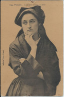 Delcampe - 29 Finistere Pensive  Jeune Fille De L'Ile De Sein - Ile De Sein