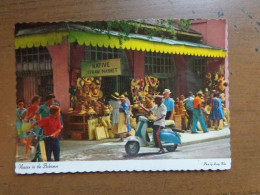Delcampe - Vespa / Nassau In The Bahamas -> Written - Motorräder