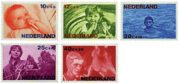 Delcampe - 67864 MNH HOLANDA 1966 PRO INFANCIA - Natation