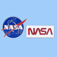 Delcampe - Lot De 2 Pin's Pins Métal NASA Agence Spatiale Américaine Espace Space - Espace
