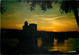 Delcampe - AVIGNON Au Crepuscule Le Pont Saint Benezet 8(scan Recto-verso) ME2629 - Avignon