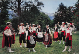 Delcampe - 65 OSSUN GROUPE FOLKLORIQUE DES VAILLANTS D OSSUN - Ossun