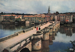 Delcampe - 16 CONFOLENS LE VIEUX PONT - Confolens