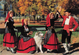 Delcampe - 31 LUCHON DANSES - Luchon