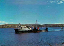 Delcampe - Carte Postale - Bateaux - Ferries - Firth Of Clyde - Renfrewshire - A View Of The Firth Of Clyde Looking Across To Gouro - Ferries