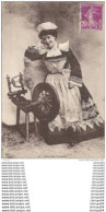Delcampe - 10 Pet  UNE PONT AVENAISE FEMME AU ROUET FILEUSE DE LAINE - Kunsthandwerk