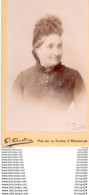 Delcampe - 711x    CDV Vieille Femme Coiffure Et Robe Ph. Ouvriere à Marseille - Fotografie
