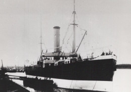Delcampe - Houtman Cargo Ship 1901 Postcard Size Real Photo #SDF960 - Handel