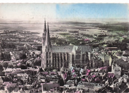 Delcampe - 28 CHARTRES LA CATHEDRALE VUE D AVION - Chartres
