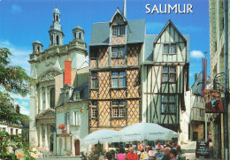 Delcampe - 49 SAUMUR LA PLACE ET L EGLISE SAINT PIERRE - Saumur