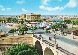 Delcampe - MALTE FLORIANA BUS TERMINUS ET FONTAINE DE TRITON - Malta