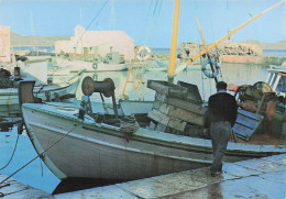 Delcampe - GRECE NAOUSSA PORT PITTORESQUE - Griechenland