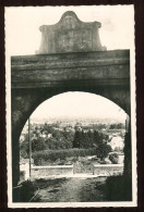 Delcampe - PEROUGES  La Porte D'en Bas  Pas édition - Pérouges