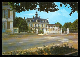 Delcampe - COURSON Les CARRIERES L'école En 1976 édition Nivernaises GM V - Courson-les-Carrières