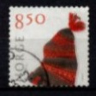 Delcampe - NORVEGE    -    2001 .   Y&T N° 1340 Oblitéré.    Bonnet En Laine - Gebraucht