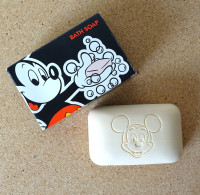 Delcampe - Gros Savon Collector Mickey Euro Disney - Année 1993 Avant Changement De Nom En Disneyland Paris - Vintage Mais Neuf - Kosmetika