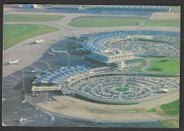 Delcampe - CPM - LYON  - AÉROPORT INTERNATIONAL DE LYON - Aerodrome