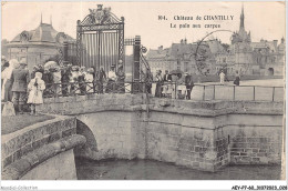 Delcampe - AEYP7-60-0590 - Château De CHANTILLY - Le Pain Aux Carpes - Chantilly