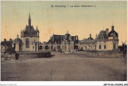 Delcampe - AKFP3-0200-60 - CHANTILLY - La Cour D'honneur - Chantilly