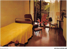 Delcampe - AEYP10-60-0886 - Fondation Alphonse De Rothschild - Maison De Convalescence - CHANTILLY - Oise - Une Chambre - Chantilly
