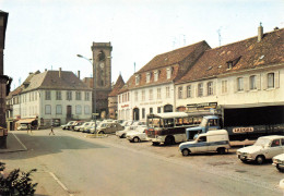 Delcampe - BAS RHIN WASSELONNE La Place Voitures Bus 4L - Wasselonne