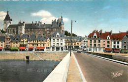 Delcampe - Carte Postale - 45 - Gien - Vue Générale - La Loire - Carte Dentelée - CPSM Format CPA - Voir Scans Recto-Verso - Poscar - Gien