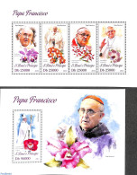 Delcampe - Sao Tome/Principe 2013 Pope Francis 2 S/s, Mint NH, Nature - Religion - Flowers & Plants - Pope - Religion - Papes